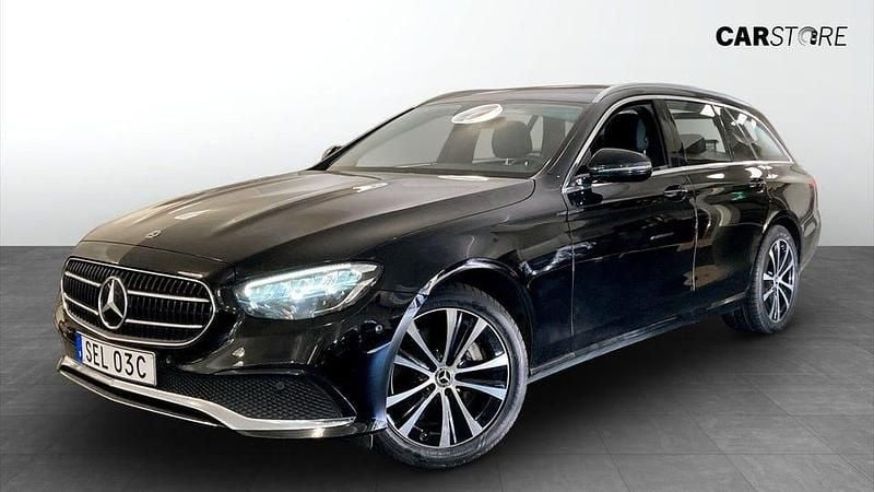 Svart Begagnad 2023 Mercedes E300 Avantgarde Kombi | 399 900 kr (Superpris) - Bild 1/4