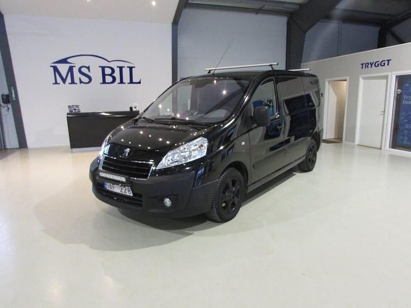 Svart Begagnad 2013 Peugeot Expert Van | 59 899 kr (Marknadspris) - Bild 1/4