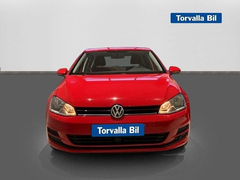 Begagnad VW Golf VII 125 HK (91 kW) 2016 Röd Halvkombi