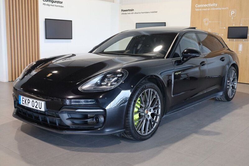 Svartmetallic Begagnad 2023 Porsche Panamera 4 Platinum Edition Sedan | 969 900 kr (Marknadspris) - Bild 1/4