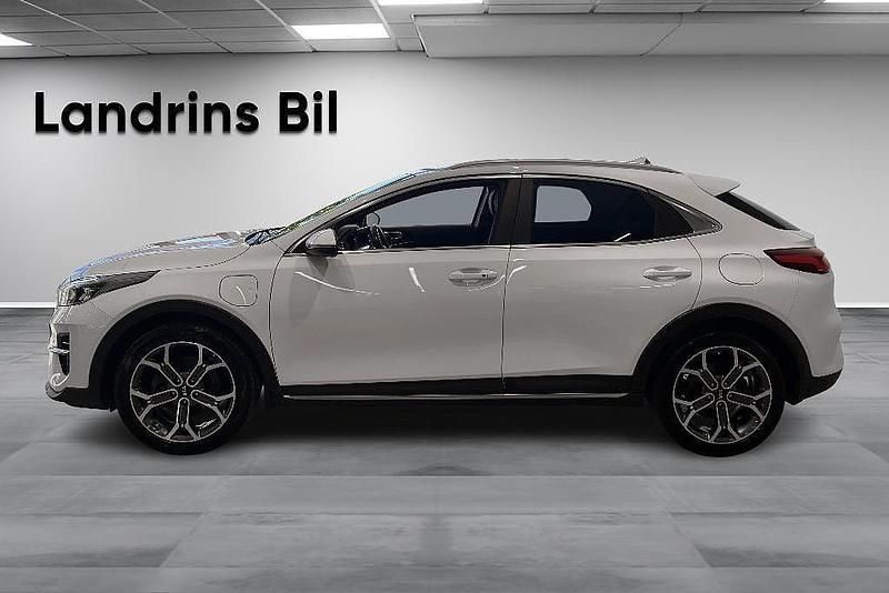 Begagnad Kia XCeed Advance 105 HK (77 kW) 2020 Vit SUV