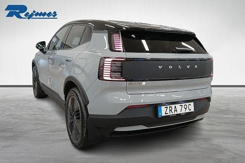 Begagnad Volvo EX30 CC Ultra 22 kW (30 HK) 2025 Grå SUV