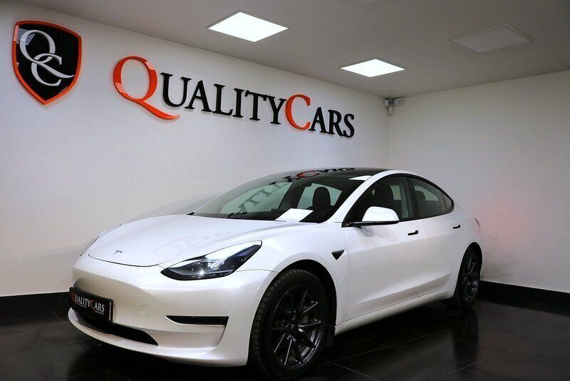 Vit Begagnad 2021 Tesla Model 3 Long Range Sedan | 269 000 kr (Bra pris) - Bild 1/4