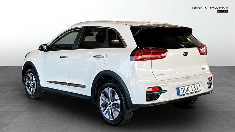 Begagnad Kia e-Niro Advance 150 kW (204 HK) 2021 Vit (white) SUV