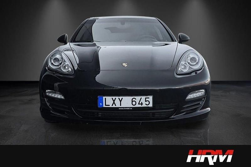 Begagnad Porsche Panamera S Sport 333 HK (244 kW) 2012 Svart Sedan