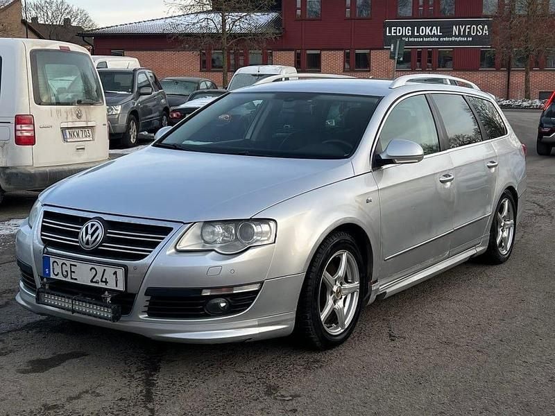 Begagnad VW Passat Sportline 170 HK (125 kW) 2010 Silver Kombi