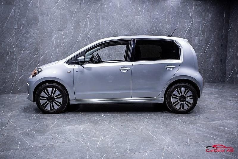 Begagnad VW e-up! 60 kW (82 HK) 2015 Silver Halvkombi