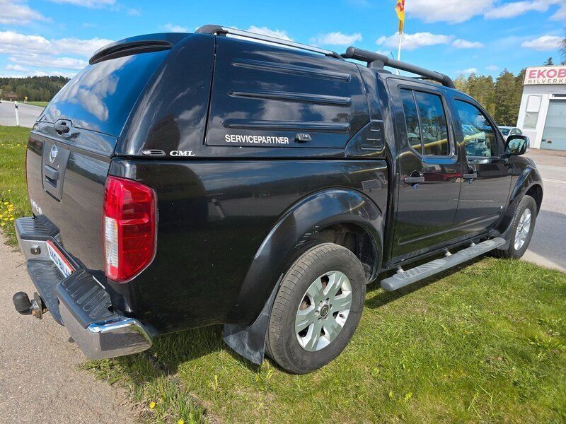 Svart Begagnad 2014 Nissan Navara Pickup | 94 900 kr - Bild 1/4