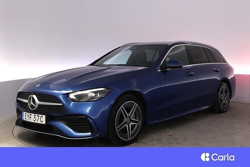 Blå Begagnad 2022 Mercedes C300e AMG Kombi | 390 900 kr (Marknadspris) - Bild 1/4