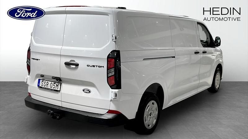Ny Ford Transit Custom Trend 136 HK (100 kW) 2025 Frozen white