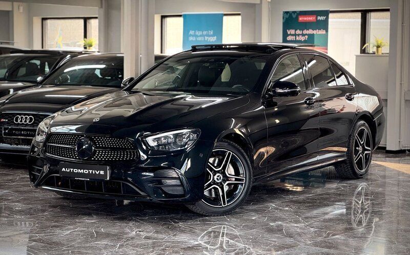 Svart Begagnad 2021 Mercedes E220 AMG line Sedan | 449 900 kr (Dyr) - Bild 1/4