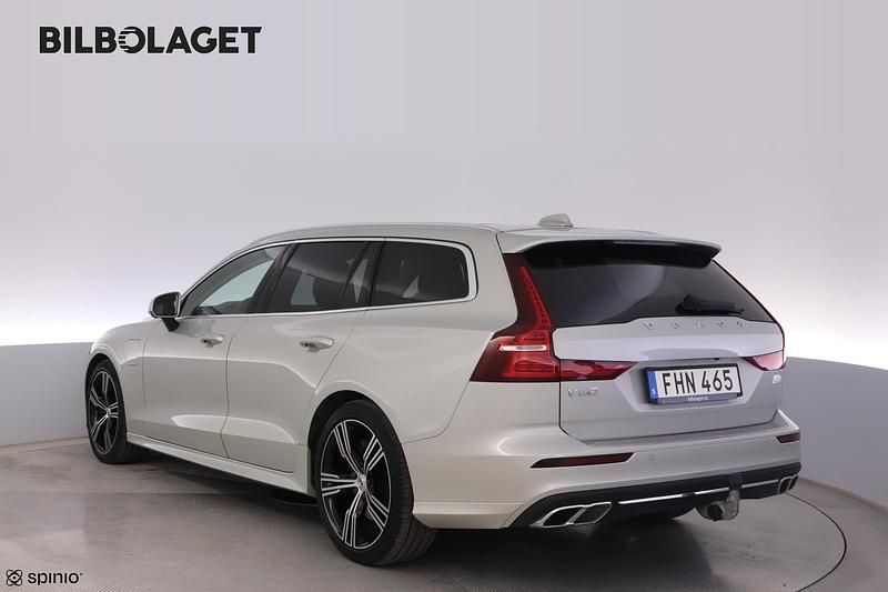 Begagnad Volvo V60 Inscription 391 HK (287 kW) 2020 Vit Kombi