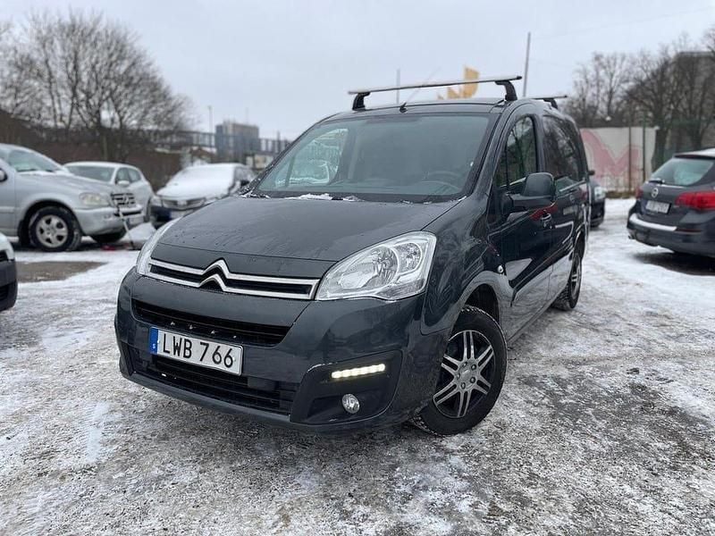 Begagnad Citroën Berlingo 99 HK (72 kW) 2015 Grå Minibuss