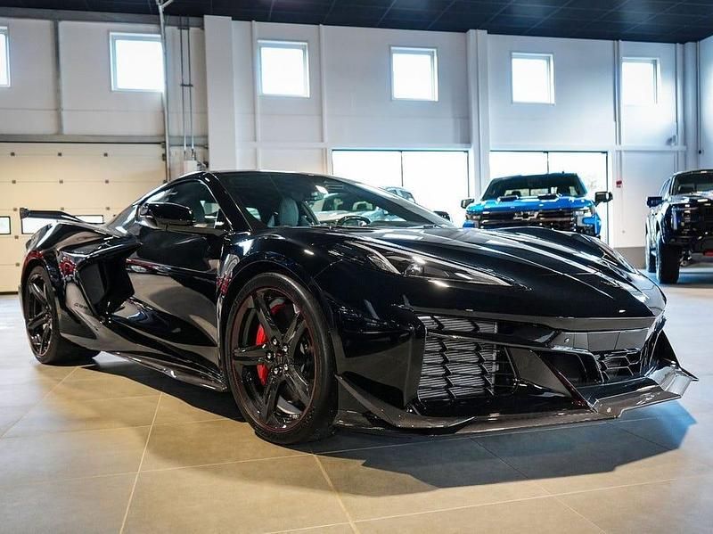 Begagnad Chevrolet Corvette Z06 646 HK (475 kW) 2024 Svart Cab