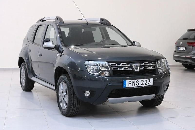 Mörkgrå Begagnad 2015 Dacia Duster SUV | 69 900 kr (Marknadspris) - Bild 1/4