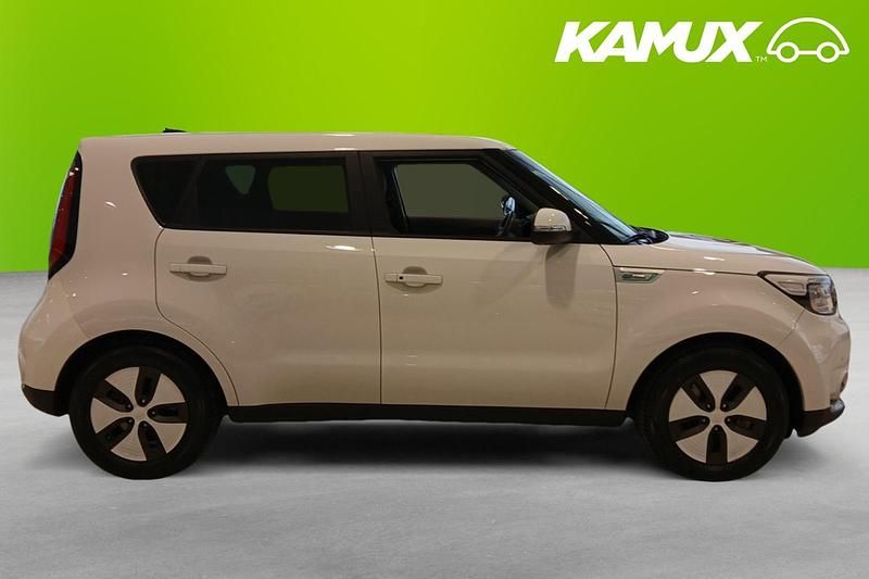 Begagnad Kia Soul EV 80 kW (110 HK) 2019 Vit SUV