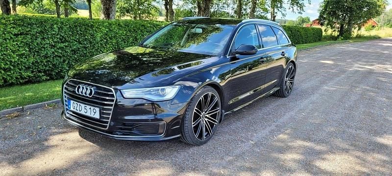 Svart Begagnad 2016 Audi A6 Sport Kombi | 179 000 kr (Marknadspris) - Bild 1/4