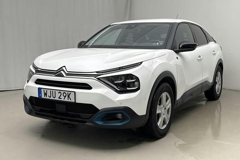Begagnad Citroën e-C4 Shine 100 kW (136 HK) 2022 Vit