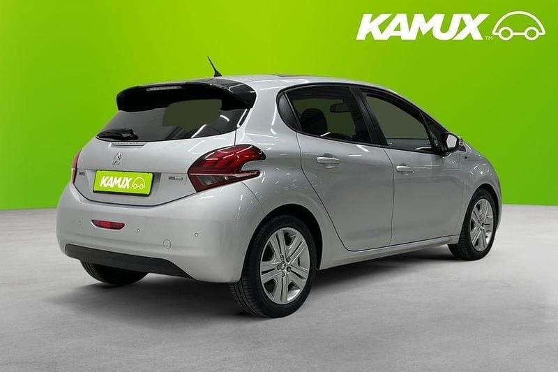 Begagnad Peugeot 208 82 HK (60 kW) 2017 Silver Halvkombi