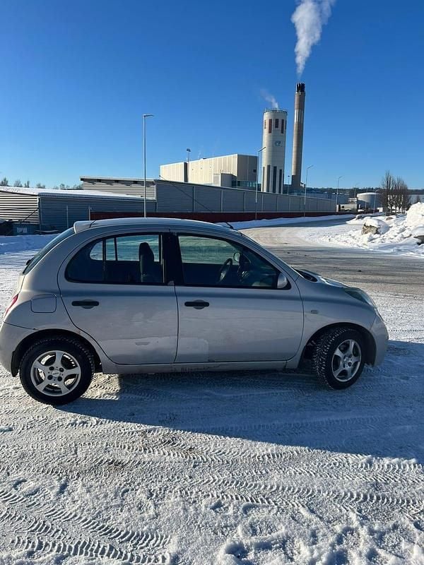 Begagnad Nissan Micra 80 HK (58 kW) 2009
