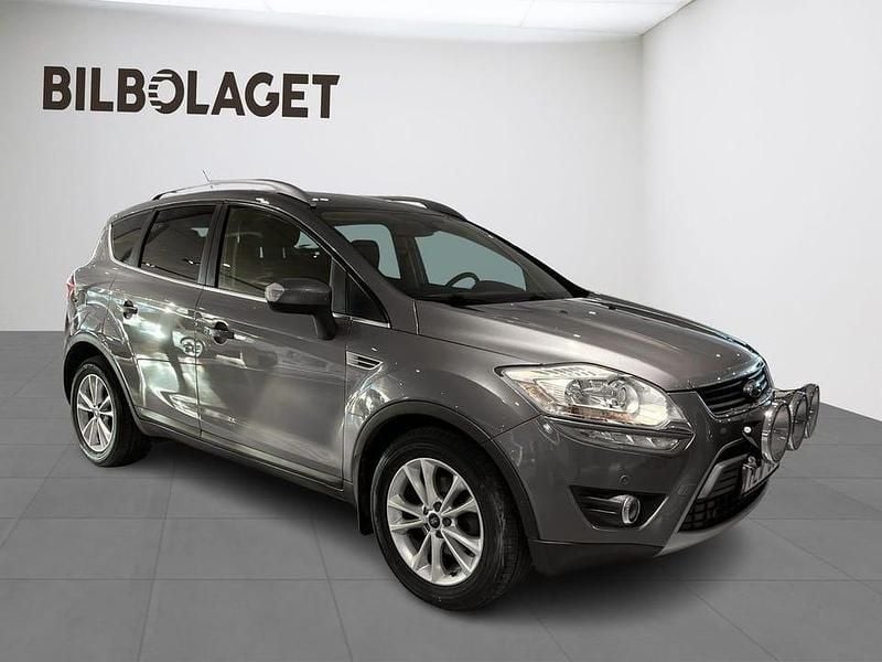 Begagnad Ford Kuga Titanium S 140 HK (102 kW) 2012 Brun SUV