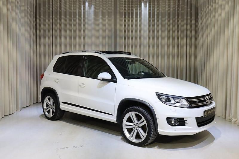 Vit Begagnad 2012 VW Tiguan R-line SUV | 89 990 kr (Lite dyr) - Bild 1/4