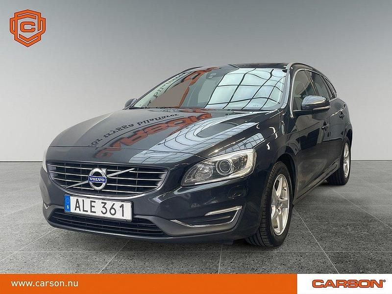 Svart Begagnad 2013 Volvo V60 Momentum Kombi | 107 900 kr (Marknadspris) - Bild 1/3