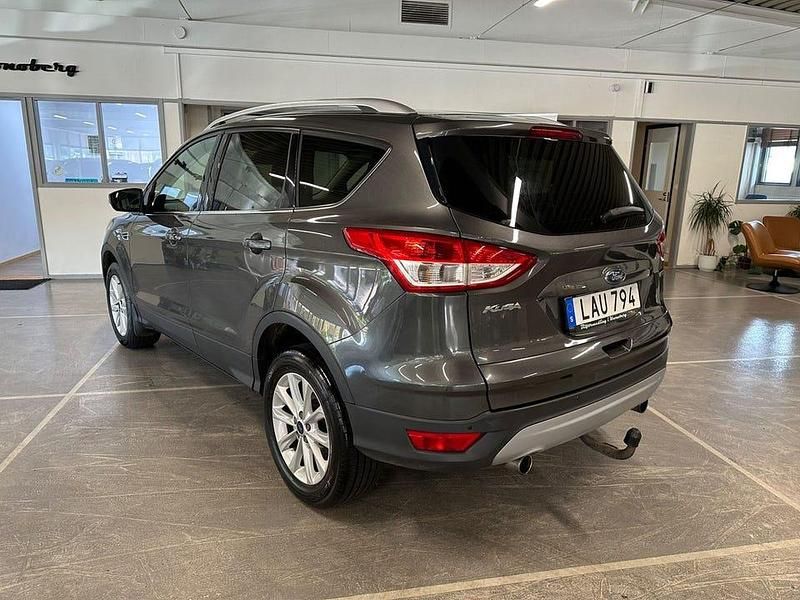 Begagnad Ford Kuga Titanium 150 HK (110 kW) 2015 Mörkgrå (grå) SUV