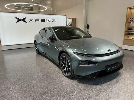 Begagnad XPENG P7 347 kW (473 HK) 2024 Sedan