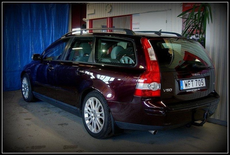 Begagnad 2004 Volvo V50 2.5 Benzin 220 HK (49 000 kr