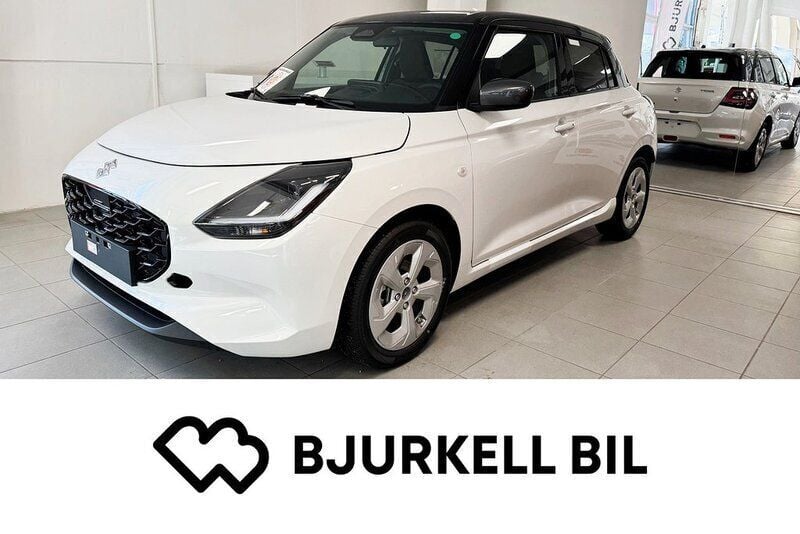Vit Ny 2024 Suzuki Swift Halvkombi | 259 900 kr (Lite dyr) - Bild 1/4