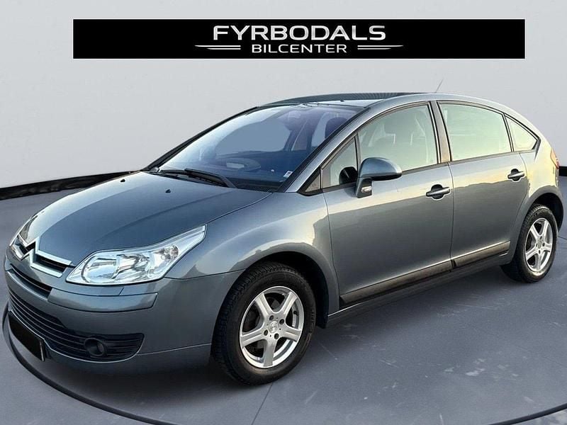 Mörkgrå Begagnad 2007 Citroën C4 Halvkombi | 39 500 kr (Lite dyr) - Bild 1/4
