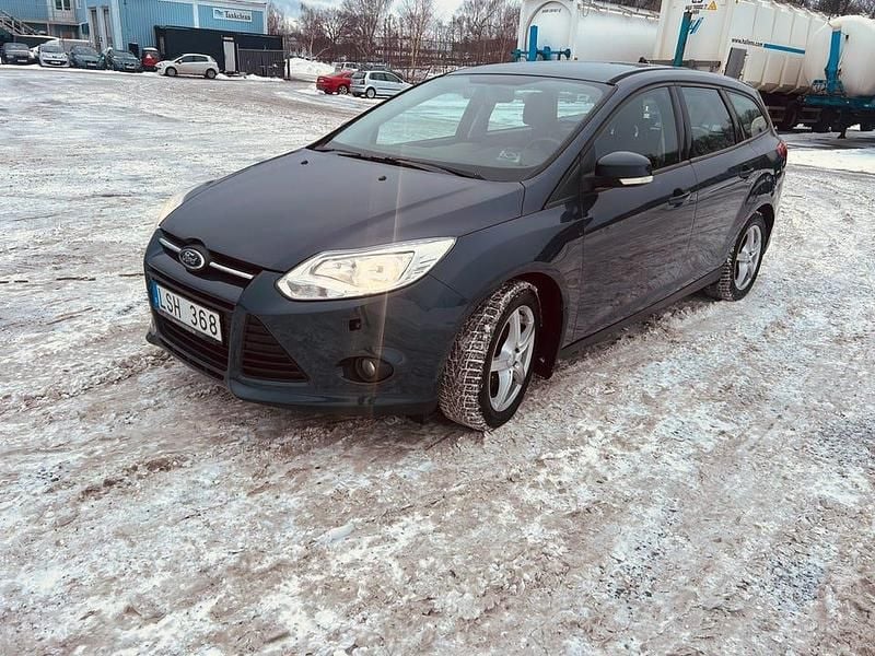 Begagnad Ford Focus 95 HK (69 kW) 2011 Kombi