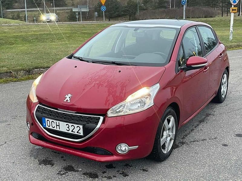 Begagnad 2013 Peugeot 208 Halvkombi | 37 500 kr (Bra pris) - Bild 1/4