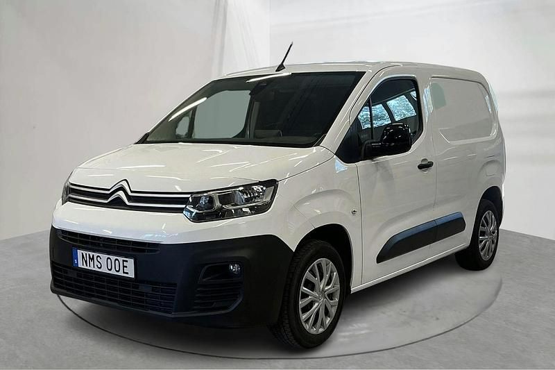 Vit Begagnad 2022 Citroën Berlingo Minibuss | 109 000 kr (Bra pris) - Bild 1/4