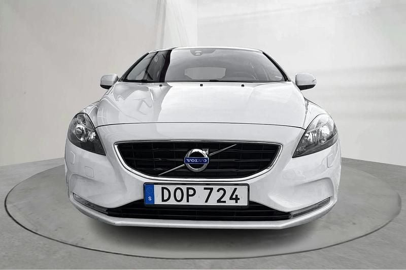 Begagnad Volvo V40 115 HK (84 kW) 2015 Vit
