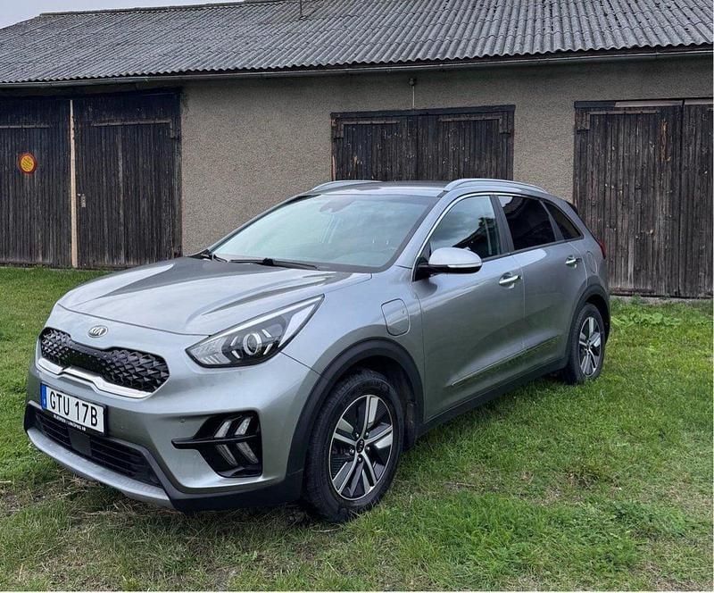 Grå Begagnad 2021 Kia Niro Advance SUV | 218 000 kr (Bra pris) - Bild 1/3