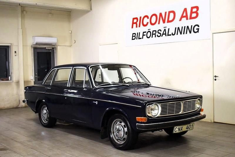 Mörkblå Begagnad 1968 Volvo 144 Sedan | 79 900 kr - Bild 1/4