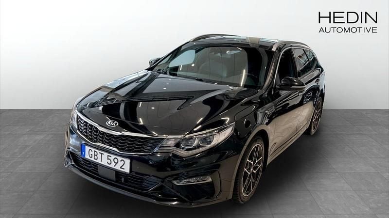 Svart (black) Begagnad 2018 Kia Optima GT-Line Kombi | 204 900 kr (Marknadspris) - Bild 1/4