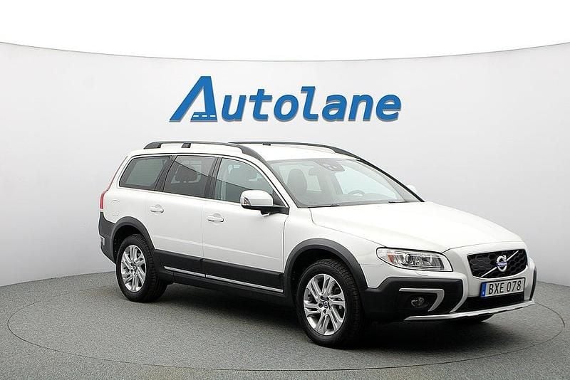 Vit Begagnad 2015 Volvo XC70 Standard Kombi | 149 900 kr (Bra pris) - Bild 1/3