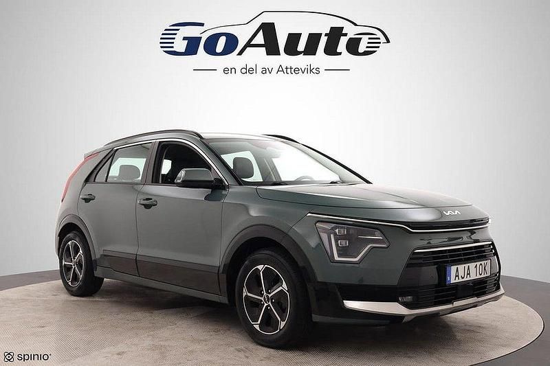 Grön Begagnad 2022 Kia Niro SUV | 289 500 kr (Lite dyr) - Bild 1/4