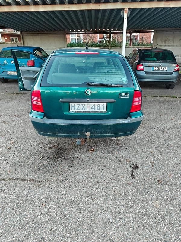Begagnad Skoda Octavia 101 HK (74 kW) 1999 Kombi