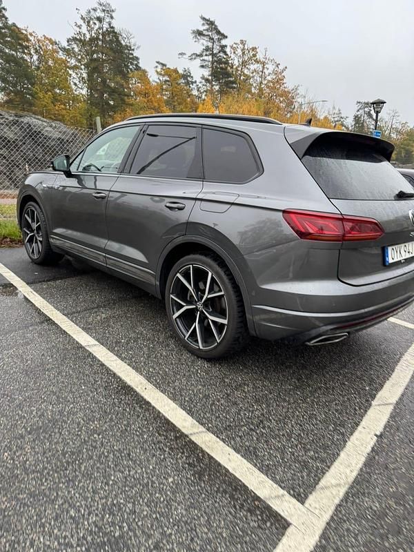 Begagnad VW Touareg R 462 HK (339 kW) 2021 SUV