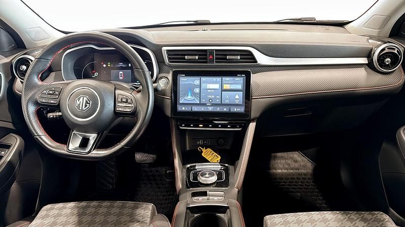 Begagnad MG ZS Comfort 114 kW (156 HK) 2022 Vit SUV