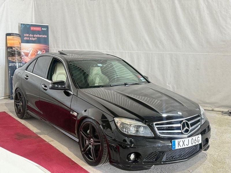Svart Begagnad 2010 Mercedes C63 AMG AMG Sedan | 285 000 kr - Bild 1/4