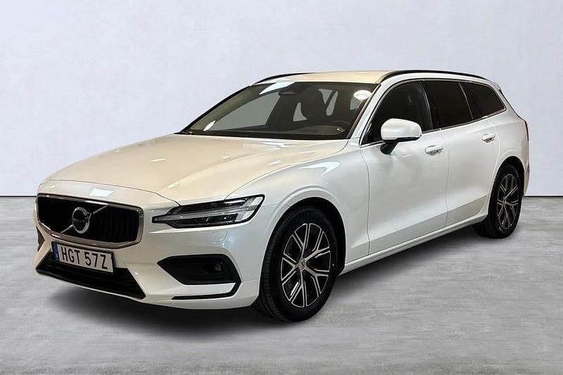 Vit Begagnad 2023 Volvo V60 Core Kombi | 335 000 kr (Superpris) - Bild 1/4