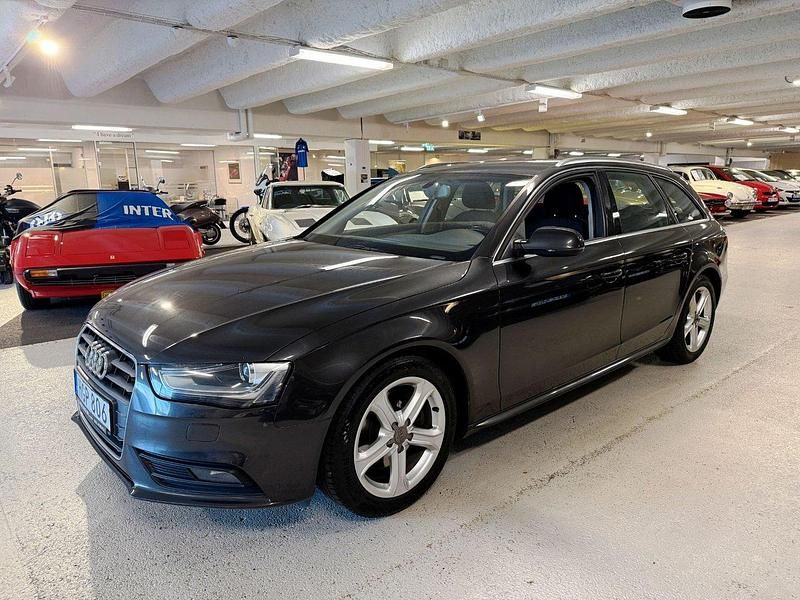 Grå (lava grey) Begagnad 2014 Audi A4 Kombi | 79 900 kr (Bra pris) - Bild 1/4