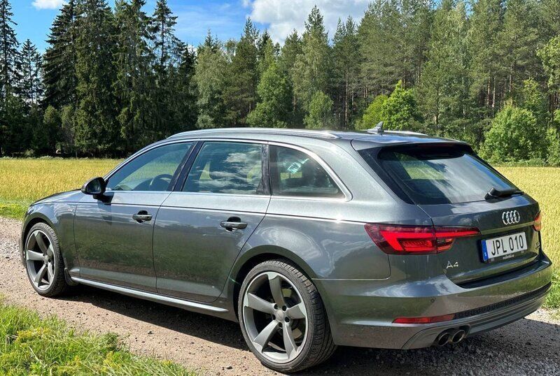 Grå Begagnad 2017 Audi A4 S-Line Kombi | 219 900 kr (Dyr) - Bild 1/4