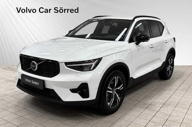 Begagnad 2025 Volvo XC40 SUV | 409 900 kr (Marknadspris) - Bild 1/3