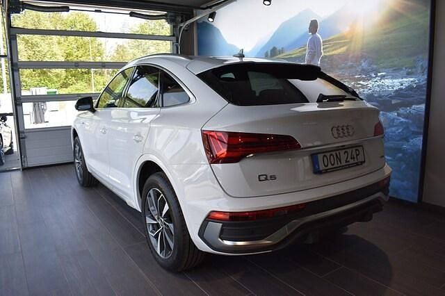 Ibisvit Begagnad 2021 Audi Q5 Sportback S-Line SUV | 529 000 kr - Bild 1/3
